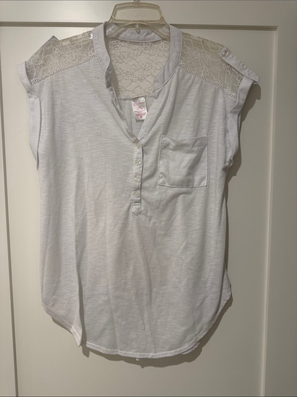Vintage No Boundaries Women’s White Lace-Yoke Henley Top Size Large 11-13